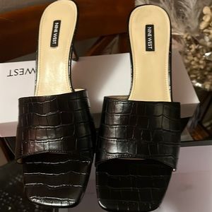 Nine West Kitten Heels Size 11